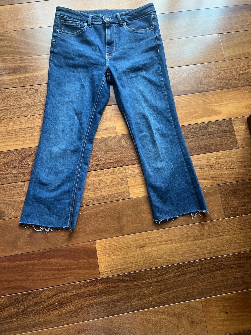 Zara Dark Blue Cropped Raw-Hem Jeans